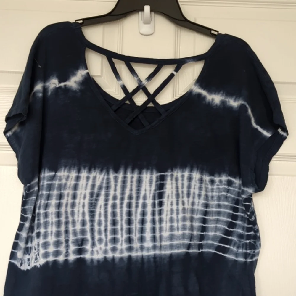 Lane Bryant Blue & White Tie Dyed Strappy T Shirt Top Size 14/16 - Picture 4 of 6